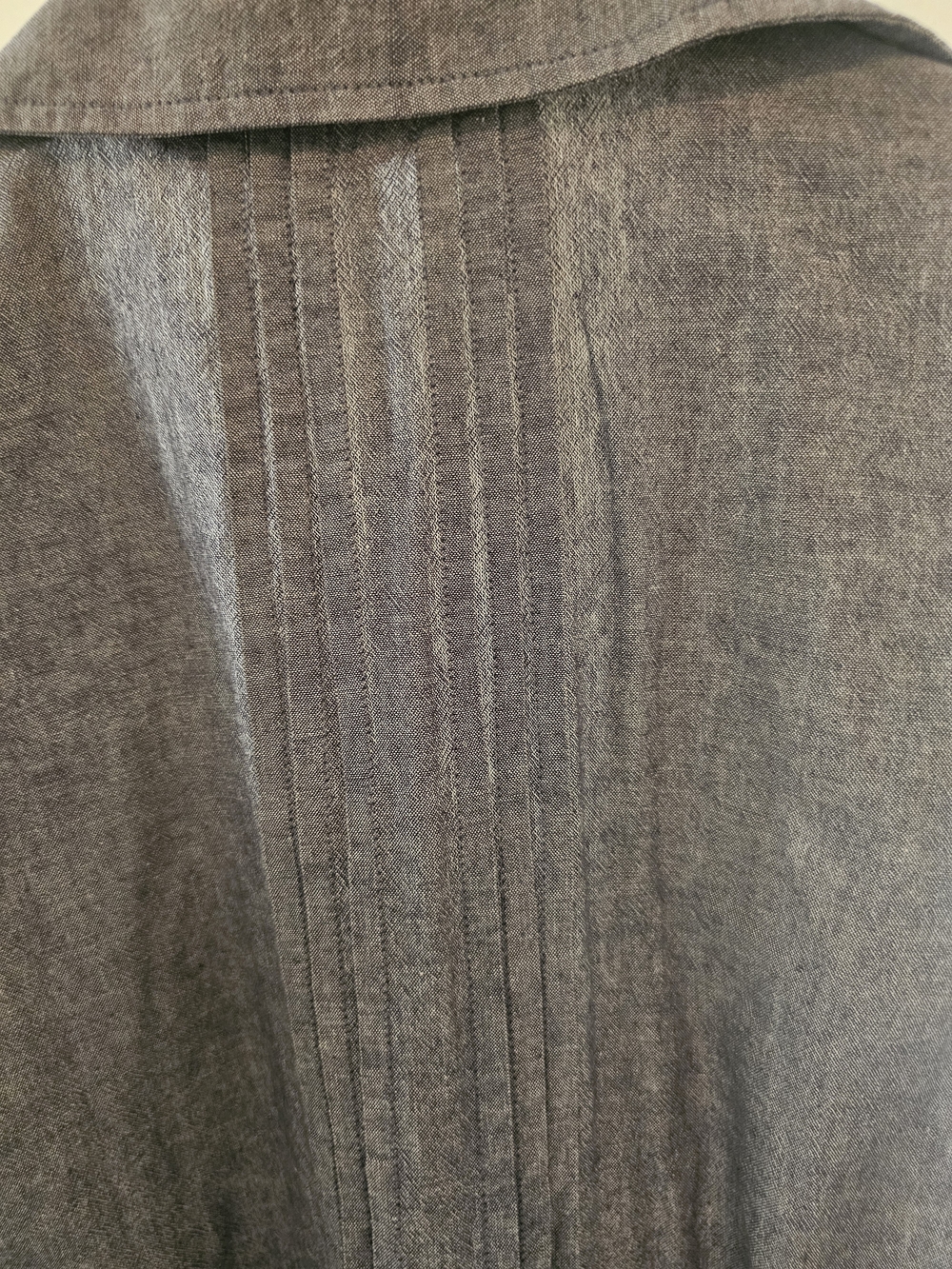 Speed Control Gray Pintuck Button-Front Shirt Jacket - Picture 10 of 10